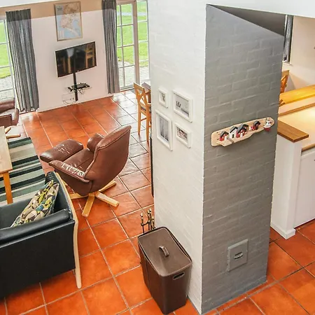 Idyllic Retreat By Waterways - By Traum *